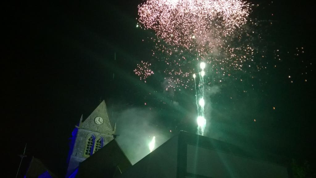 Camping Sainte Mere Eglise Buitenkant foto