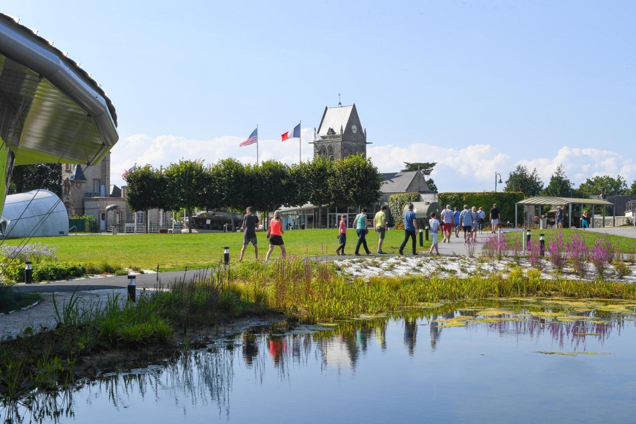 Camping Sainte Mere Eglise Buitenkant foto